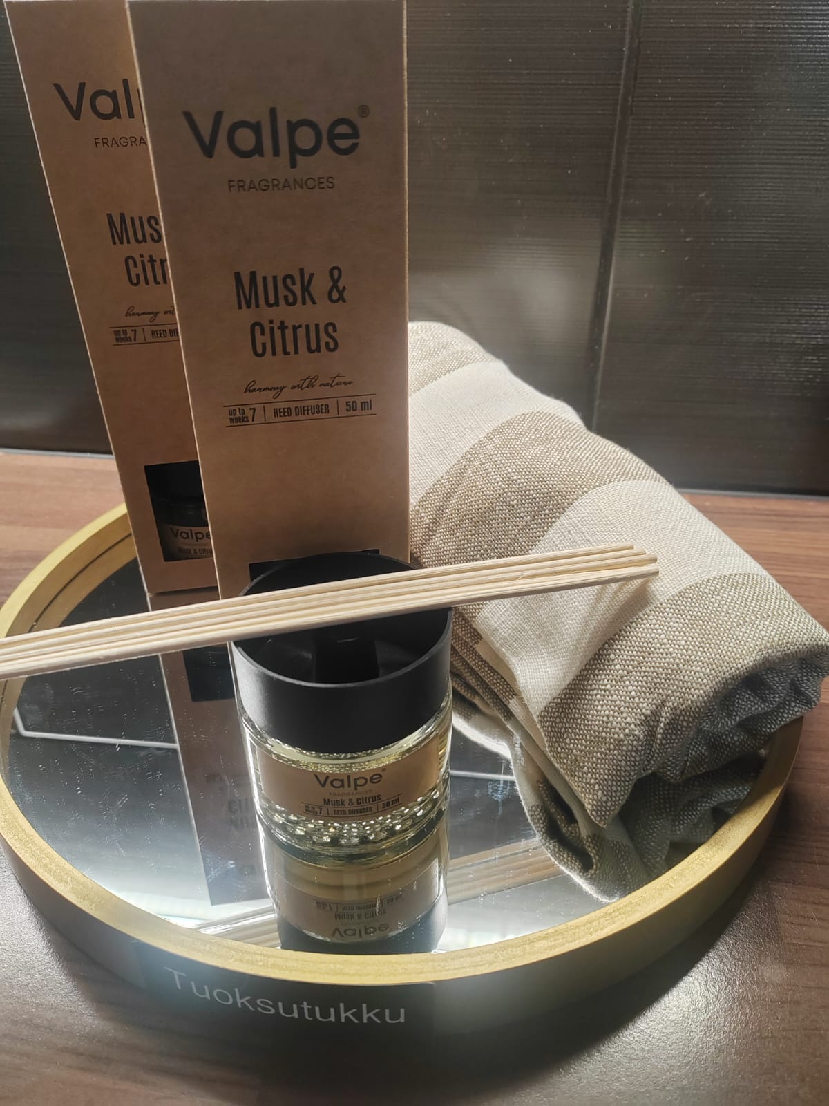 Tuoksutukun raikas Huonetuoksu Musk & Citrus 50 ml