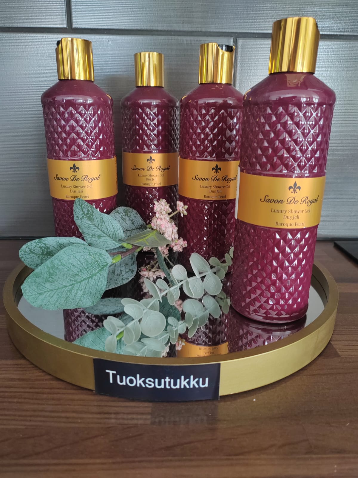 Tuoksutukun ihana Baroque Pearl -suihkusaippua 500 ml
