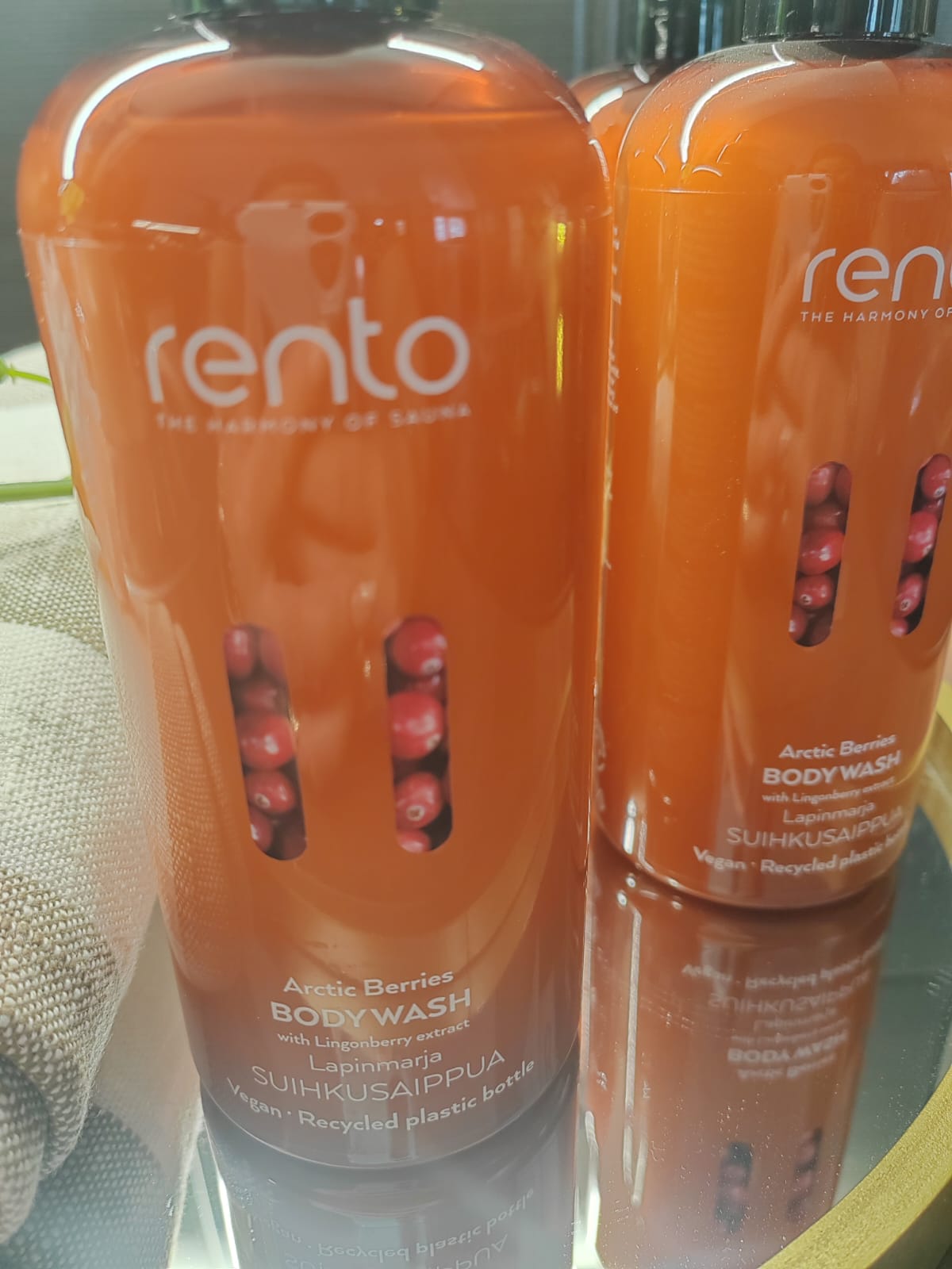 Tuoksutukun Lapinmarja suihkusaippua 400 ml