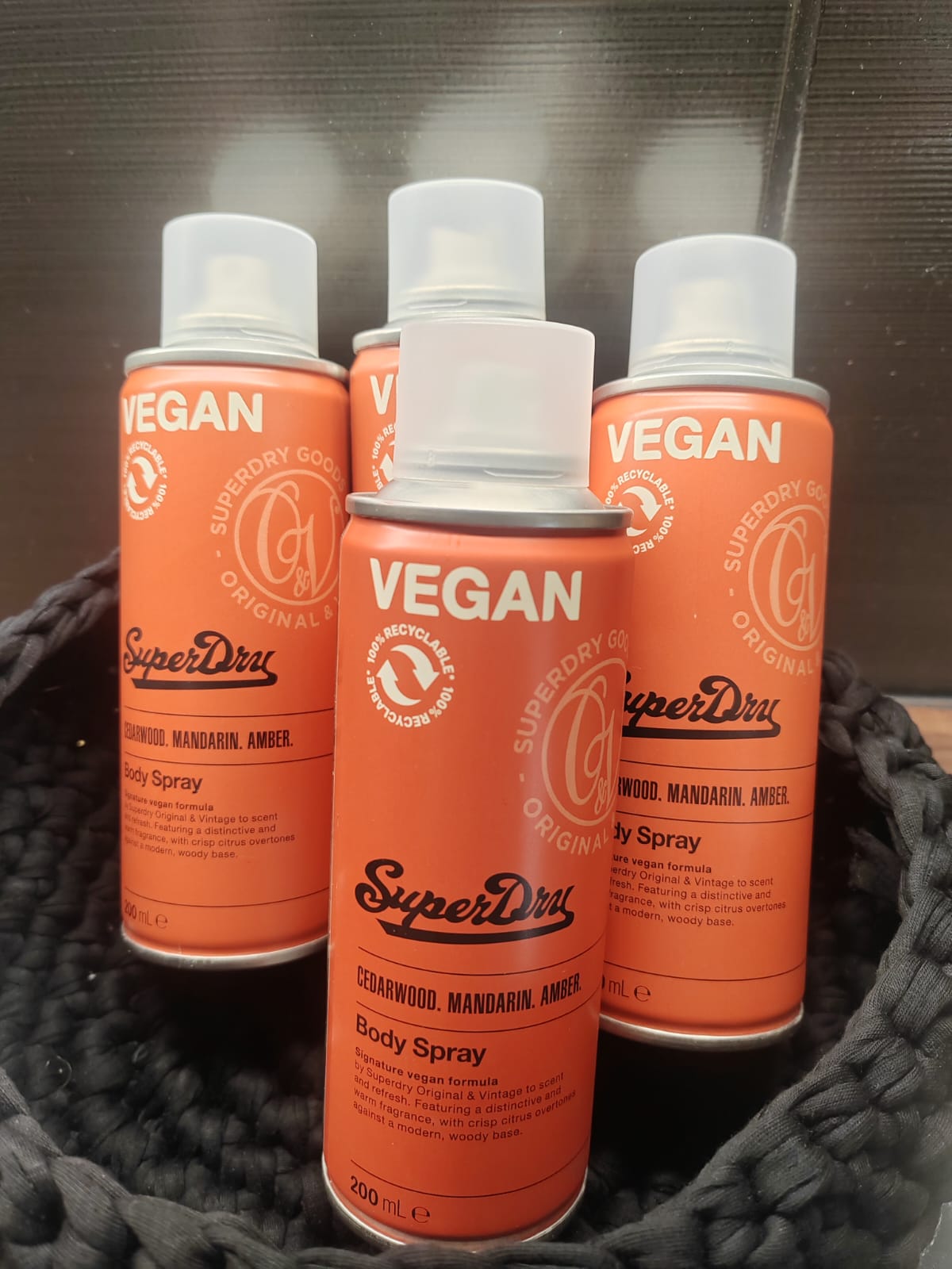 Superdry vartalosuihke Original Amber – 200 ml