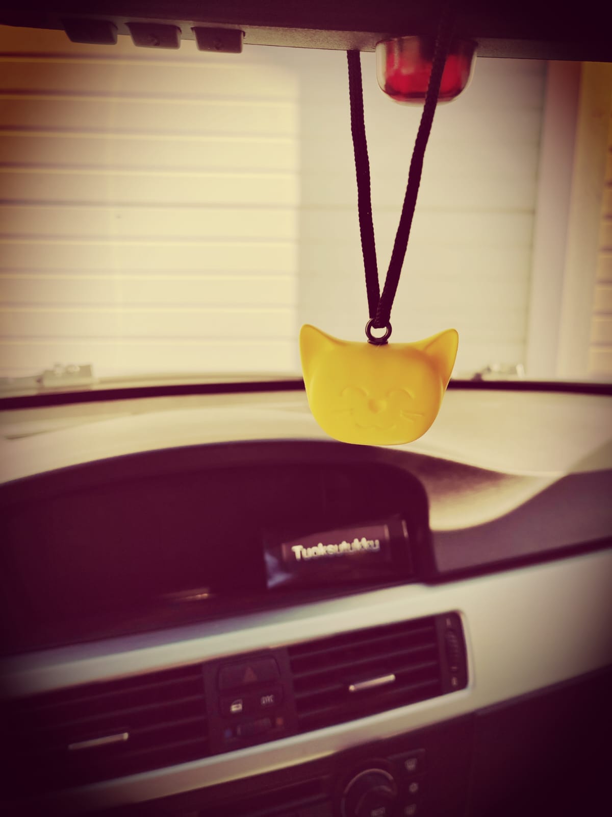 đ» HellyyttĂ€vĂ€ tuoksukissa Vanilla