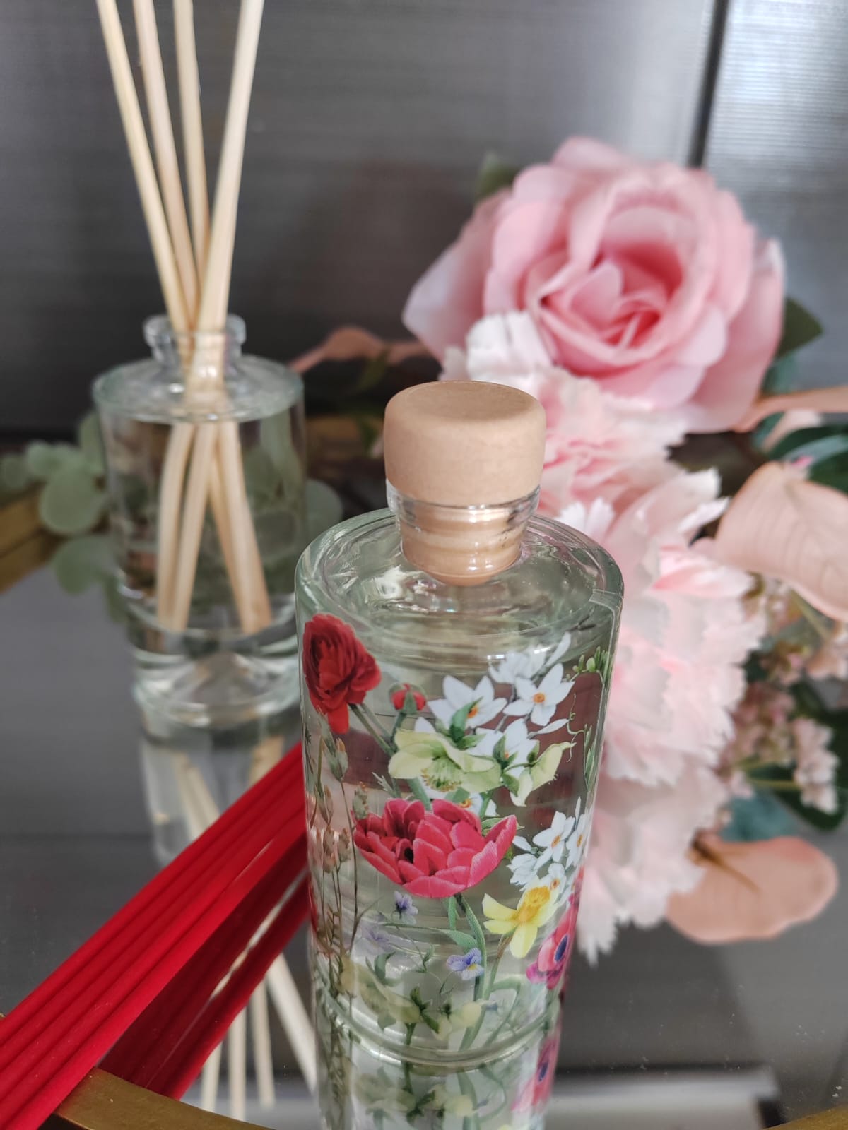 Tuoksutukun ihana kukkaniitty pöytätuoksu