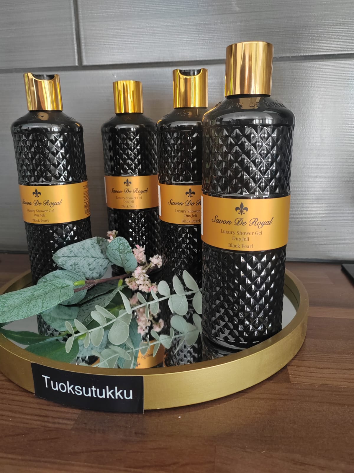 Tuoksutukun ihana Black Pearl -suihkusaippua 500 ml