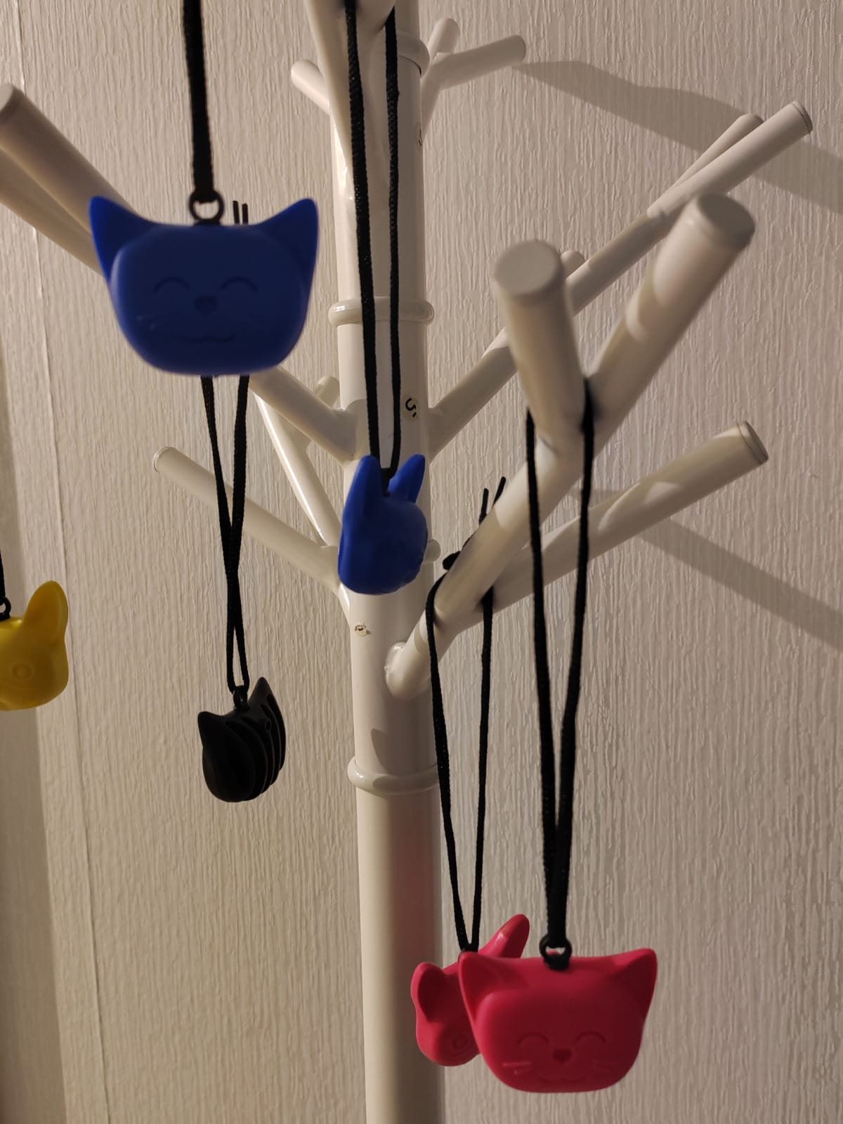 😻 Hellyyttävä tuoksukissa  New Car