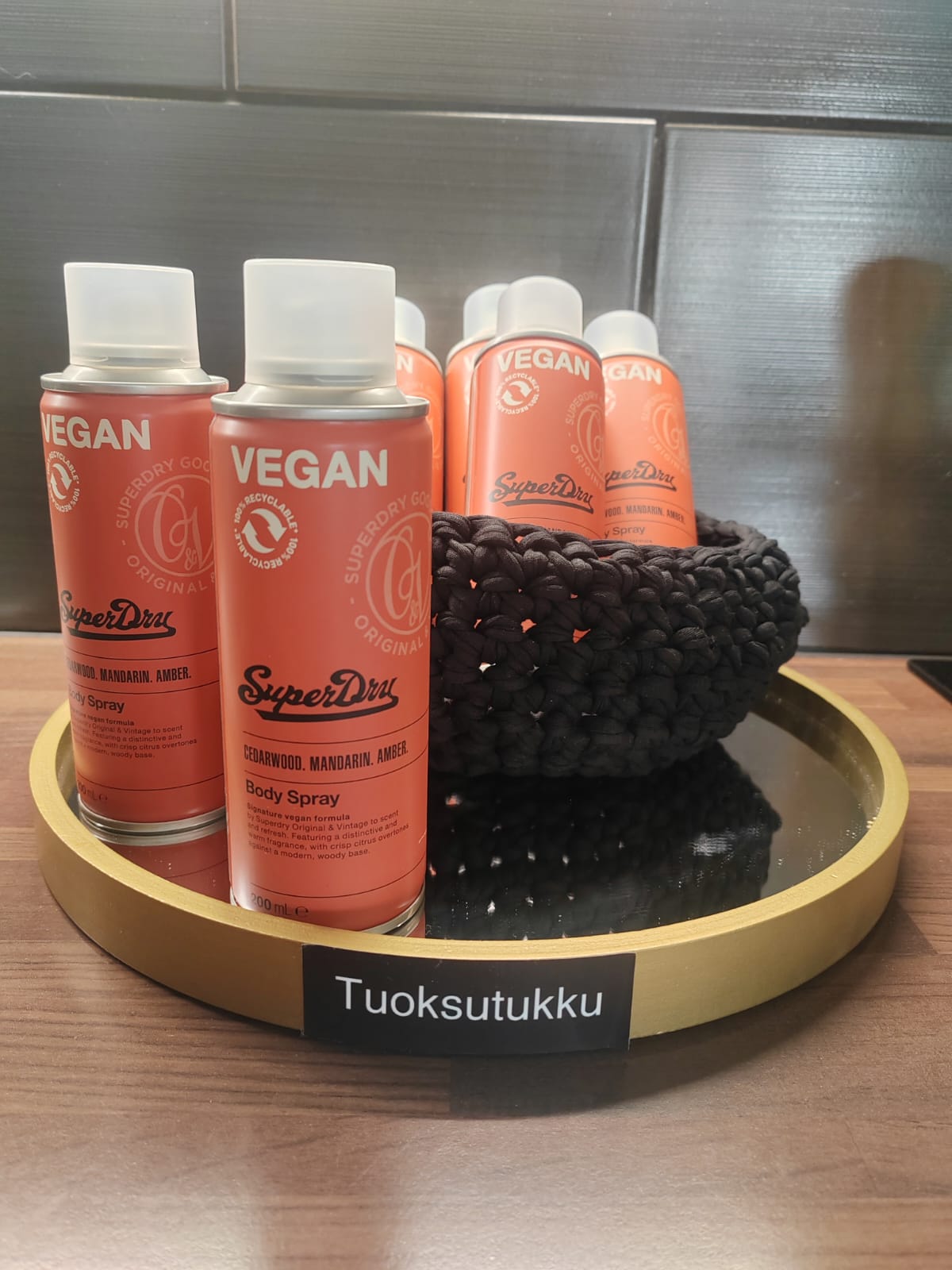 Superdry vartalosuihke Original Amber – 200 ml