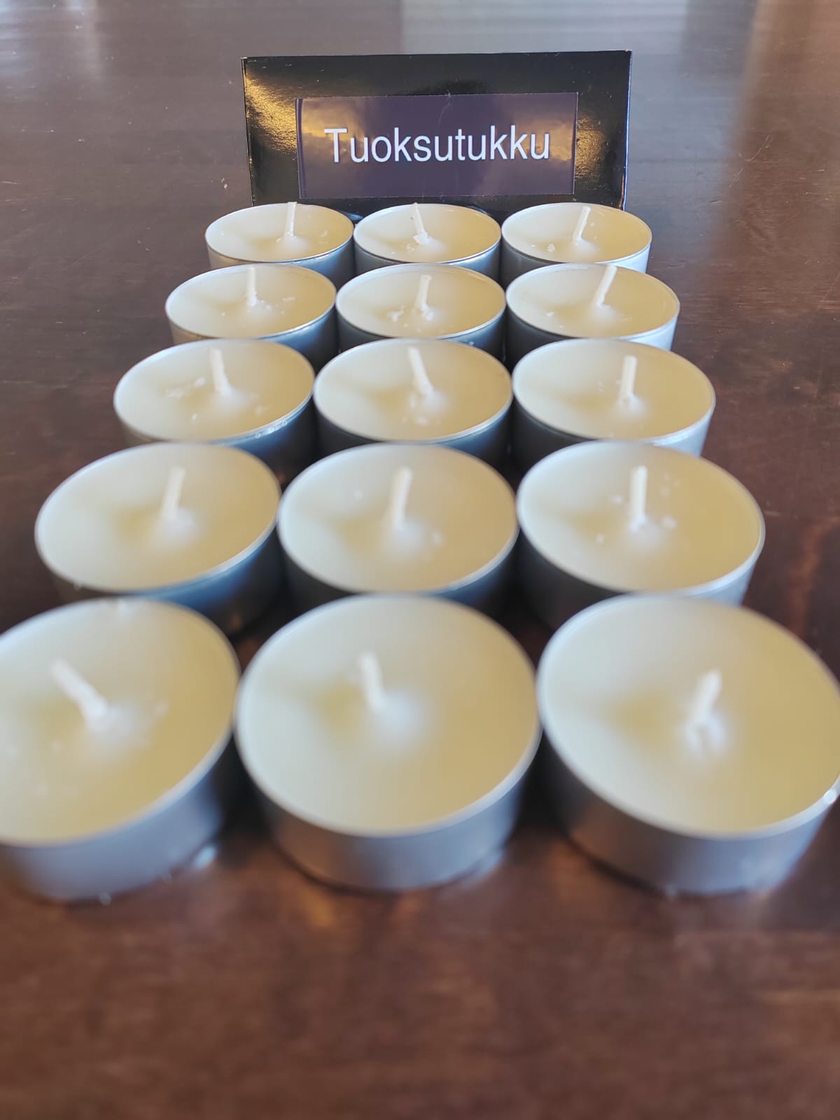 Tuoksutukun tuikku lämpökynttilä 18kpl vanilja