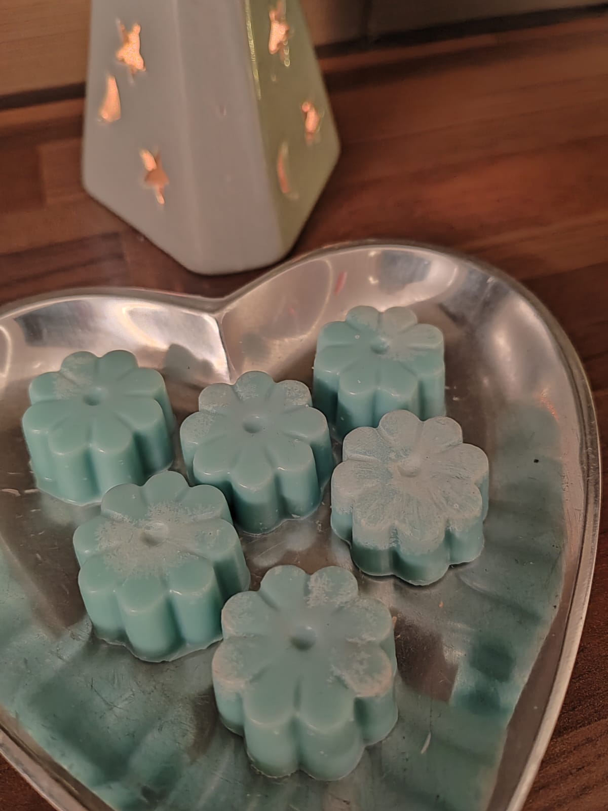 Uutuus Tuoksutukulta – Eukalyptus soijavaha 6kpl pakkaus