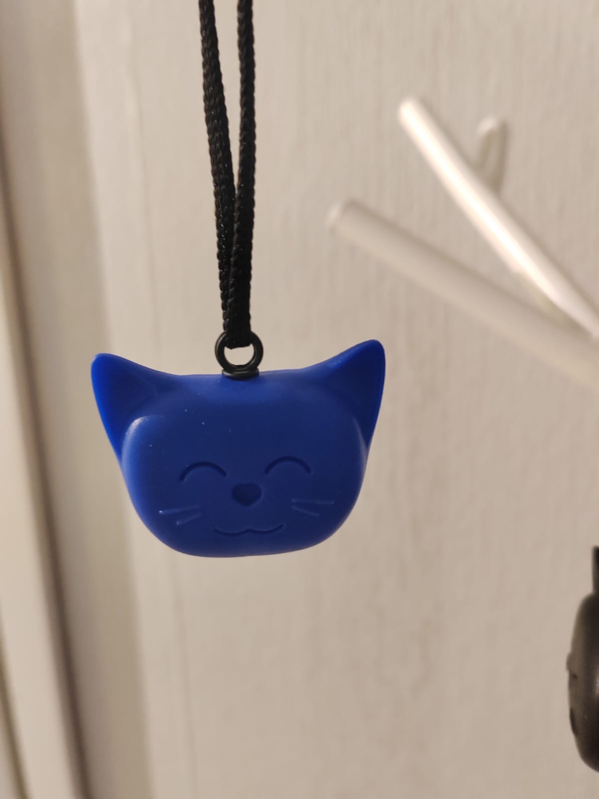 😻 Hellyyttävä tuoksukissa  New Car