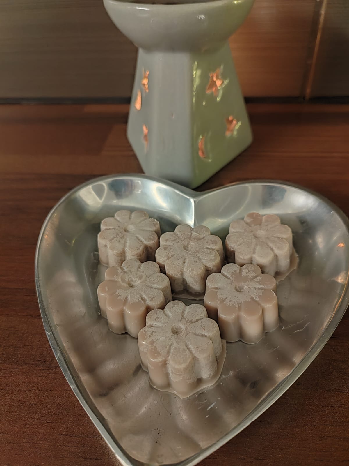 Uutuus Tuoksutukulta – Terva soijavaha 6kpl pakkaus