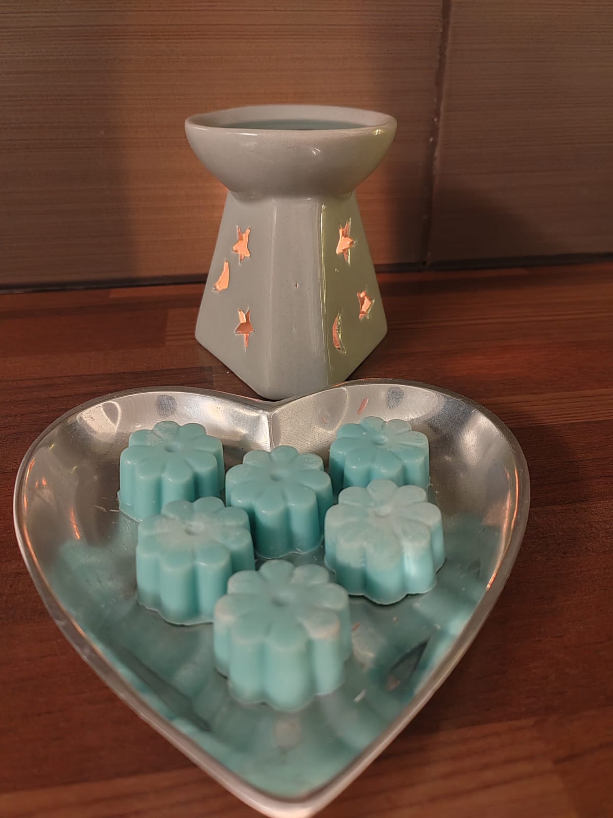 Uutuus Tuoksutukulta – Arctic Pine soijavaha 6kpl pakkaus